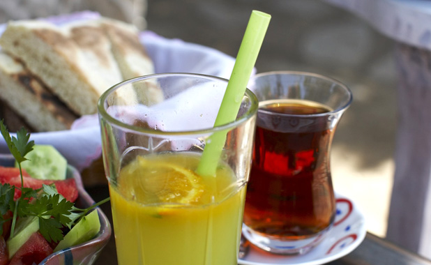 Tea, coffee and fresh juice are served with breakfast